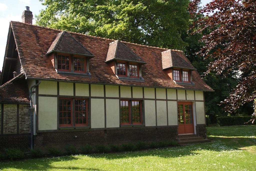 Chateau De Bouelles Bed & Breakfast Neufchatel-en-Bray Bagian luar foto