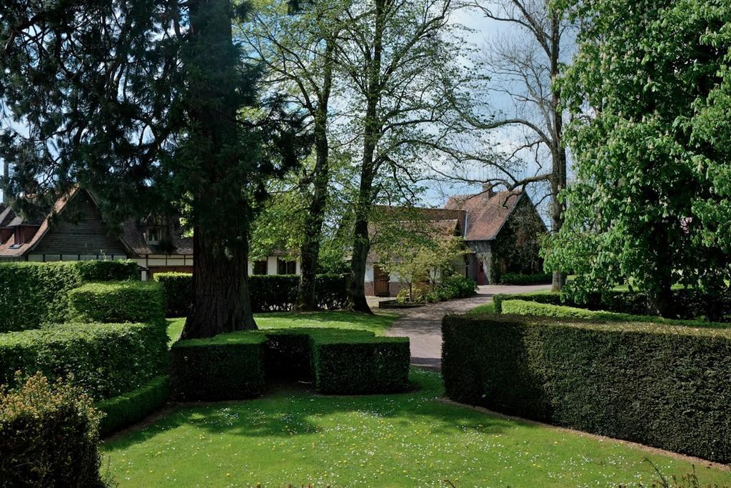 Chateau De Bouelles Bed & Breakfast Neufchatel-en-Bray Bagian luar foto